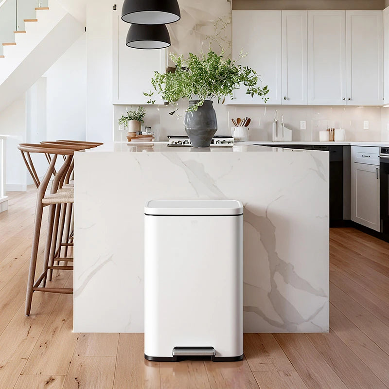 Madison Pedal Bin 50 liters, EKO - matte white
