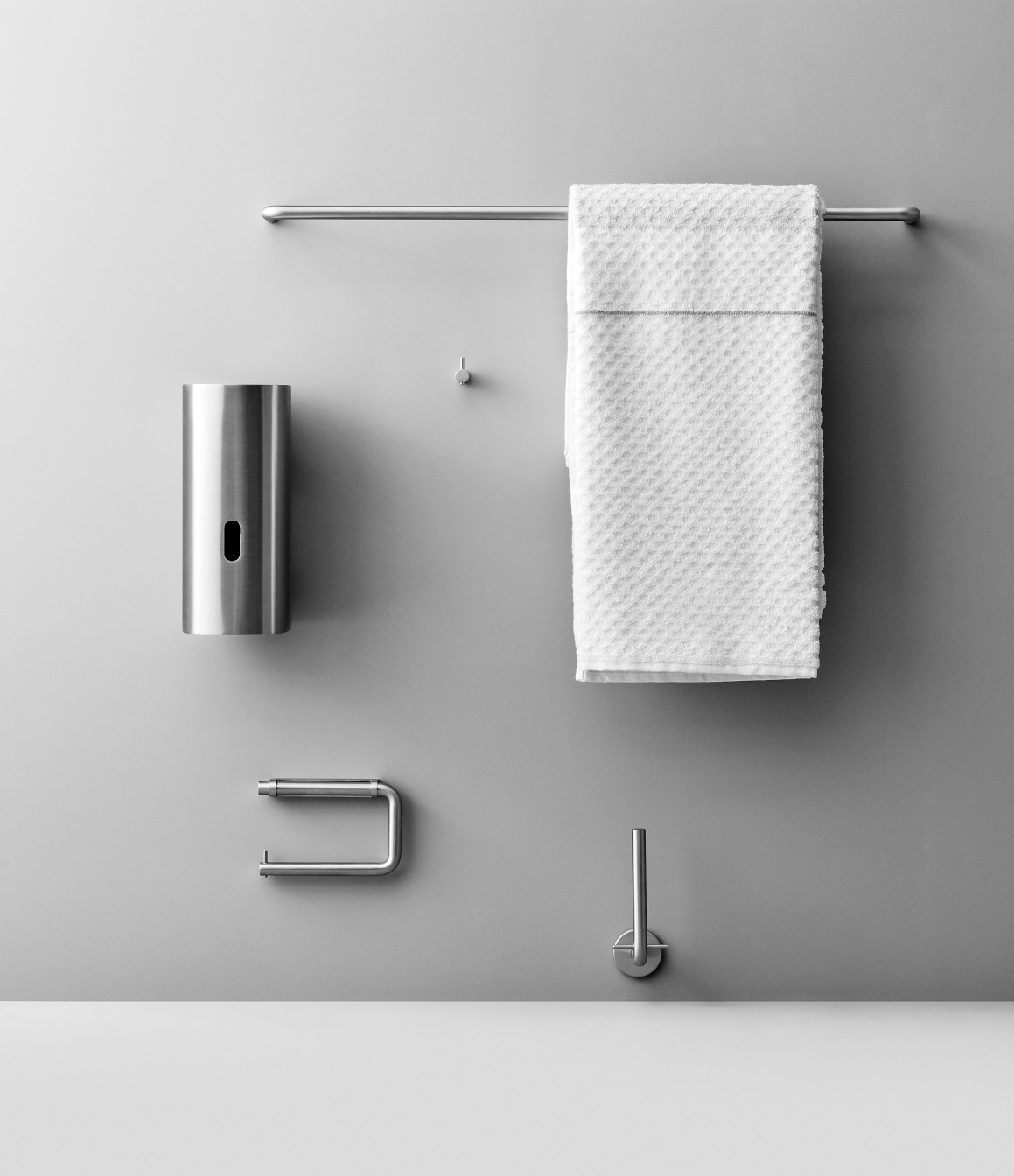 Knud Holscher bathroom accessories